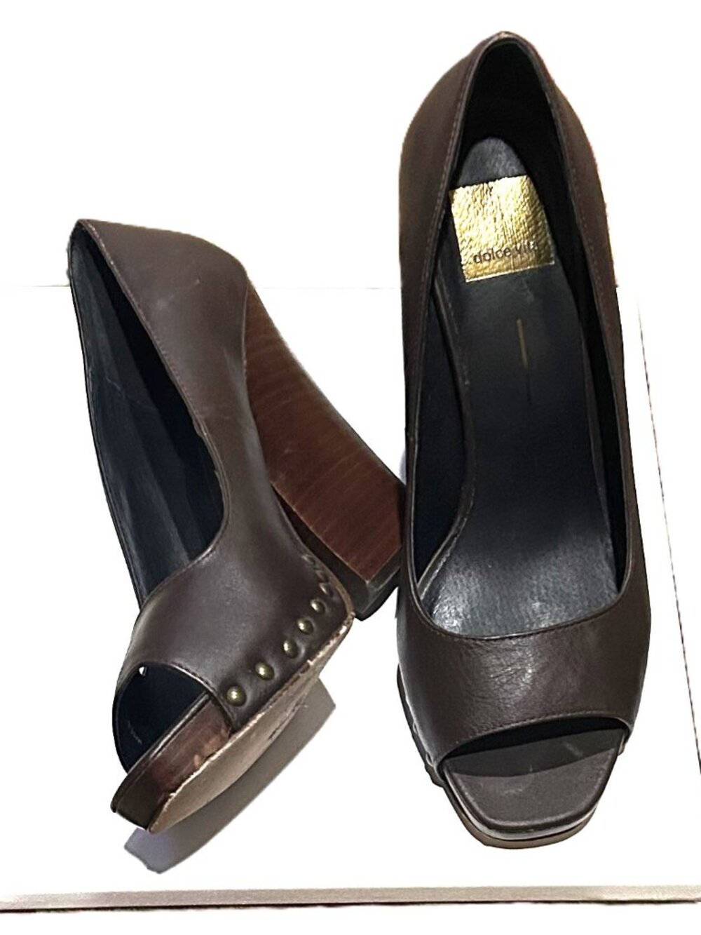 Dolce Vita - Quest Brown Leather - Size 9 M